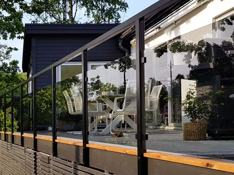 Glass Deck Railing